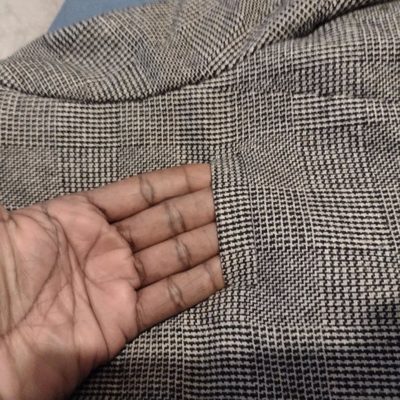 Black/White Checkered Skirt Suit - Picture 9 of 14